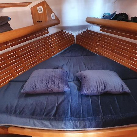 Hotel Voilier Calypso La Rochelle  Zewnętrze zdjęcie