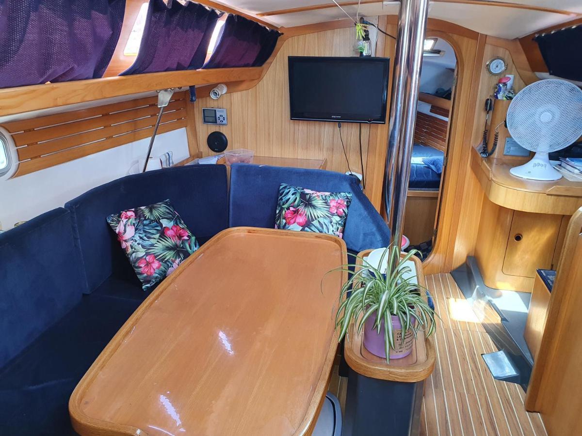 Hotel Voilier Calypso La Rochelle  Zewnętrze zdjęcie